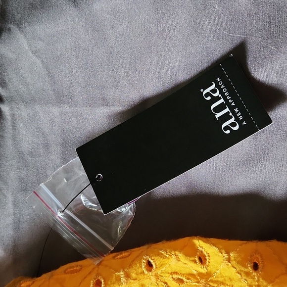 A.n.a Off the Shoulder Mustard Tie Top - Picture 6 of 7